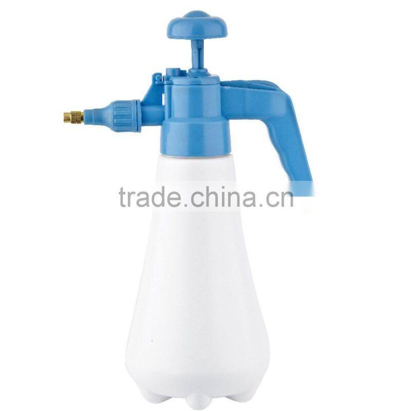 1Lhandheld pressure hand water pump sprayer used in garden and farm