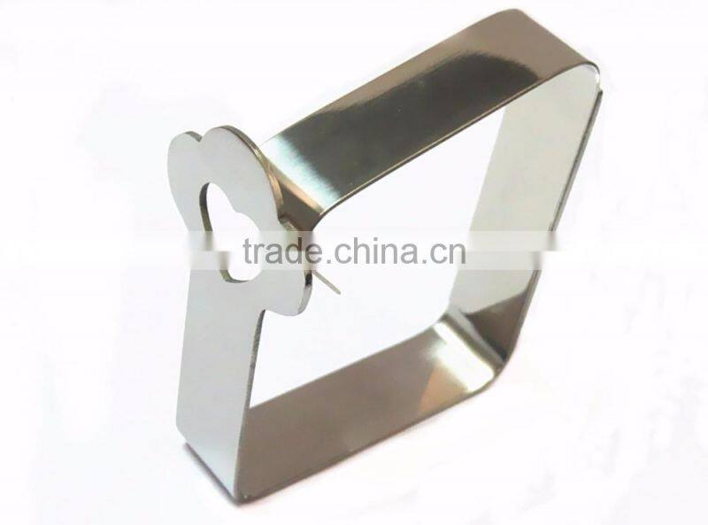 Maple Leaf Shape Hollow Out Stainless Steel Table Cloth Clip