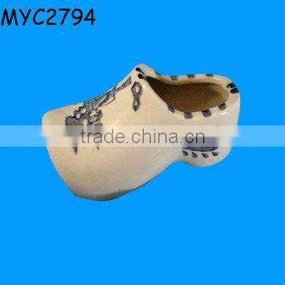 Decorative die-cut candle warmer pots