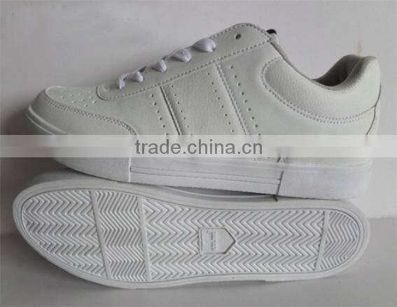 Men sneakers shoes made in china cheap stock lot