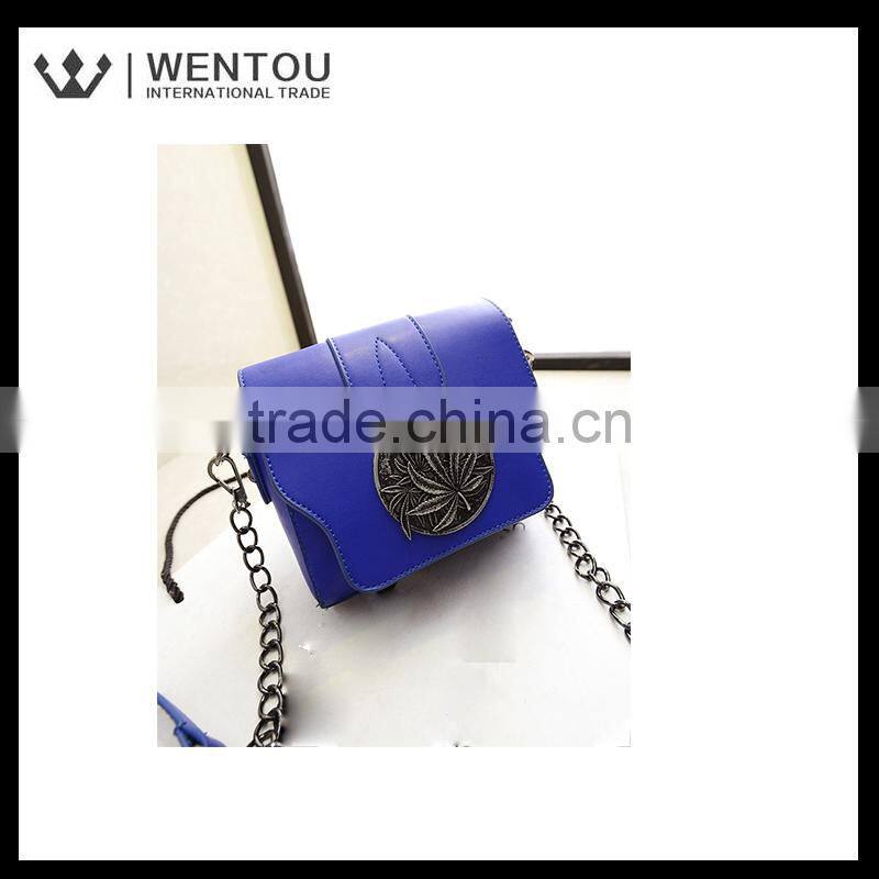 Wholesale custom quatrefoil designer Chain bag