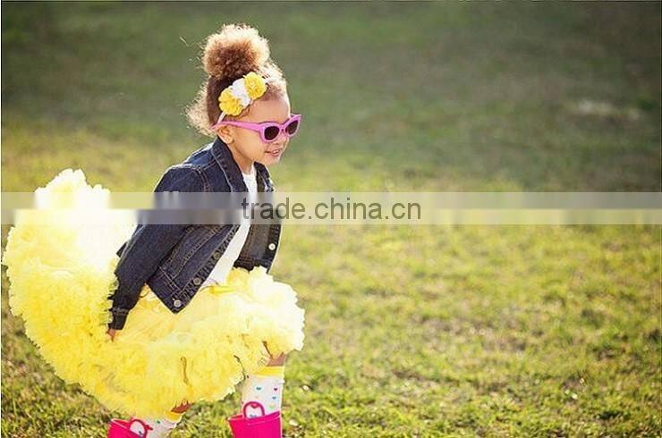 0-6 Age and Children 0-6 years Age Group hot girls short skirt