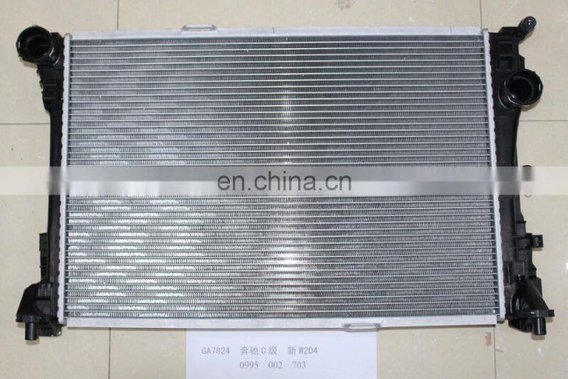 0995002703 radiator forBENZ New W204