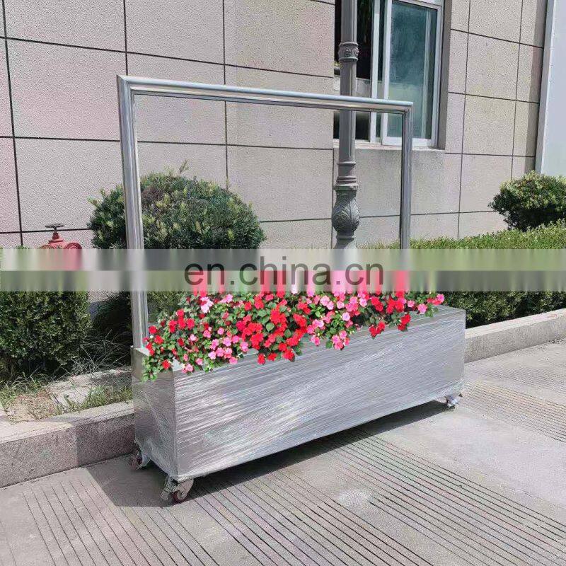 Weldon outdoor stainless steel windbreak glass cafe barrier, Pavement division Floor movable flower pot