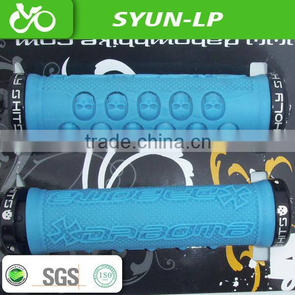 sanyun bicycle parts factory hot sell colored bicycle grips skull bicycle grip