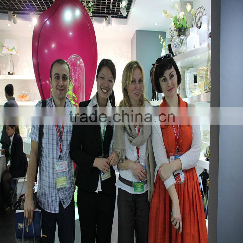 Square base unique glass sculpture Table decoration