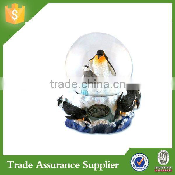 Wholesale custom made chinese penguin snow globes souvenir