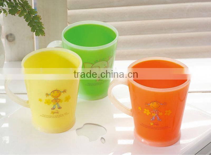 wholesale high grade plastic tooth cup ,tumbler cap for promotion items 5805