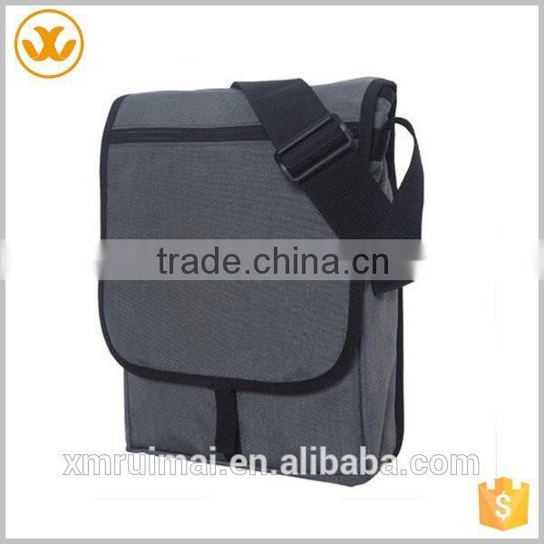 Top quality durable nylon multi-functional school custom messenger bag
