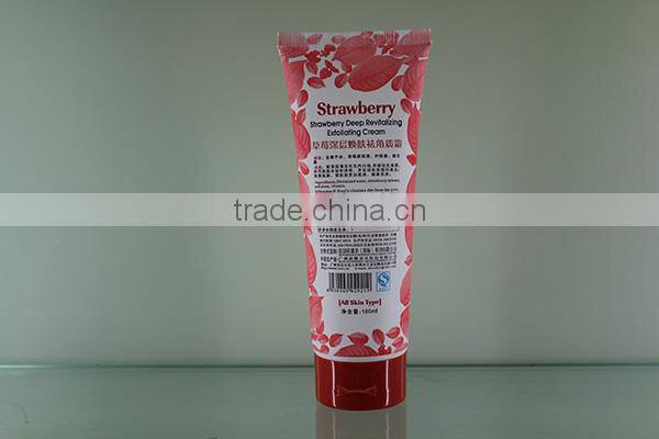 Strawberry deep revitalizing exfoliator cream