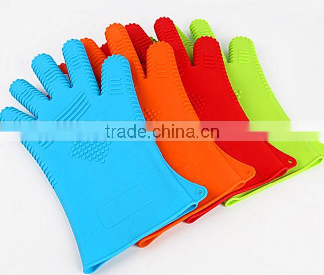 2016 Selling Hotest Heat Insulating Fda Silicone Oven Gloves