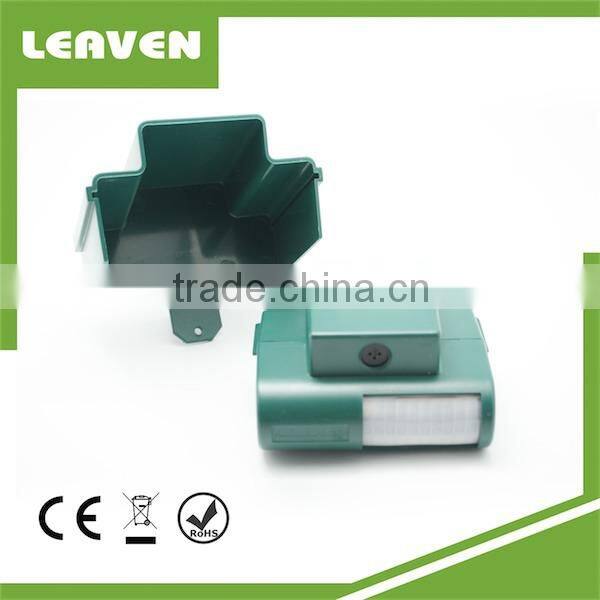 LS-987 PIR + ULTRASONIC Garden Animal Repeller Cat Repeller