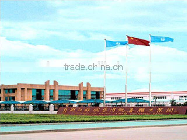 Men's blue/white 100% silk tie with diagonal strip design