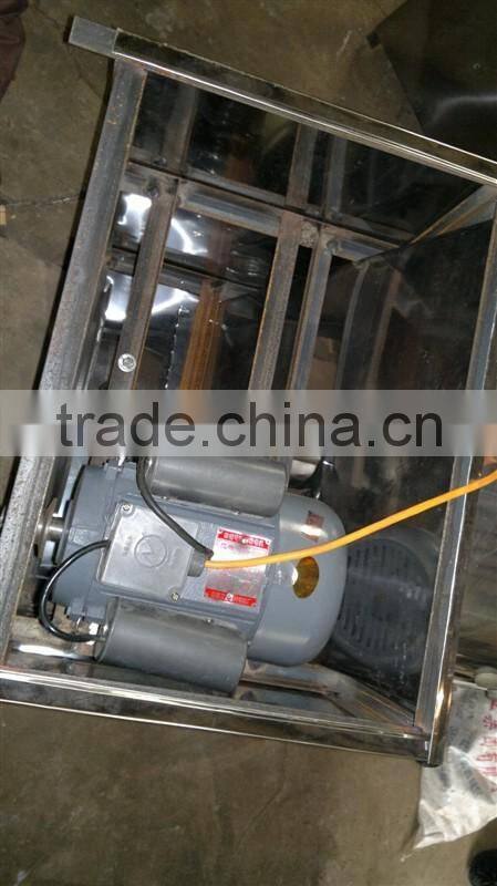 Africa hot selling chicken plucking machine.