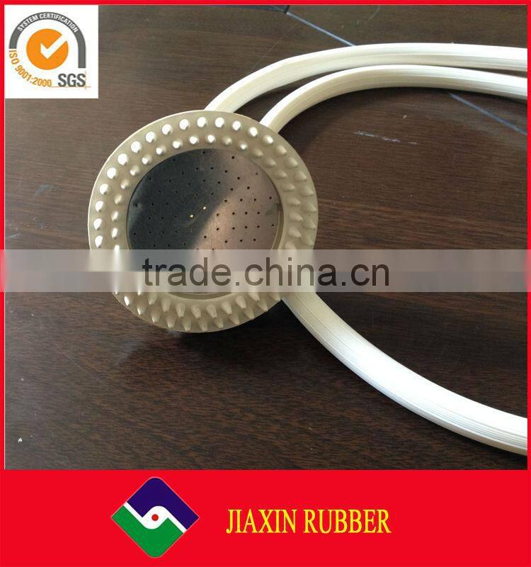 2016 new and high quality pet bathing shower sprayer dog shower brush rubber Pet Shower Head Pet Handhold Sprayer