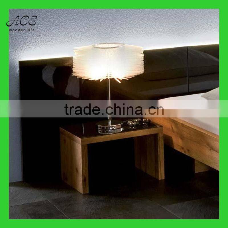 solid wood bedside table/ wooden bedside table