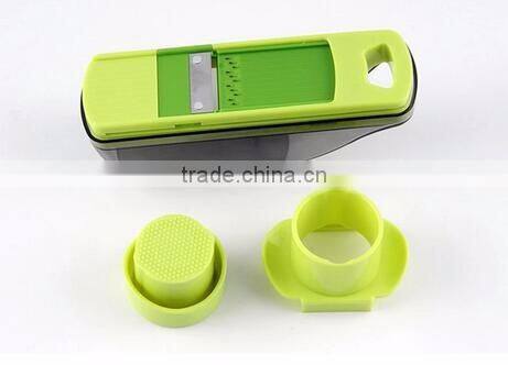 cy284 Multifunction Kitchen Vegetable Tool Plastic Garlic Press Grater with Storage for garlic ginger