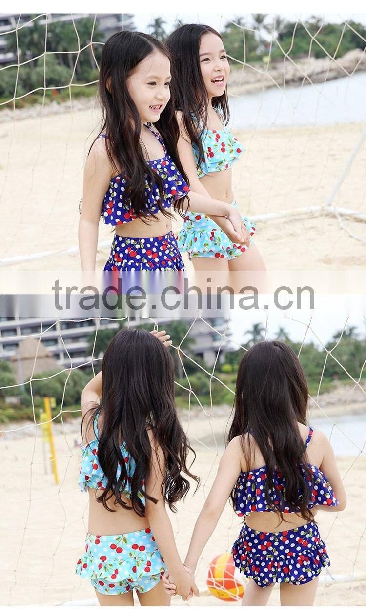 2016 new children's girls swimsuit split swimwear children cute cherry bikini