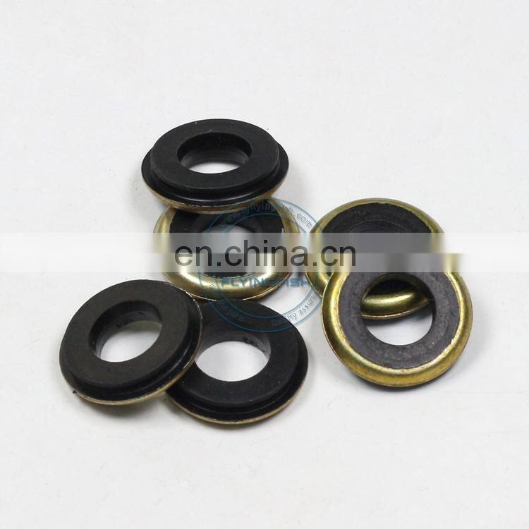 DCi11 Truck Bus Diesel Engine Parts Cylinder Head Cover Spacer Block D5010295778