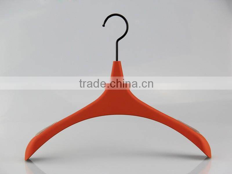 HA6962 abs plastic dress hanger with antislip strip for store display