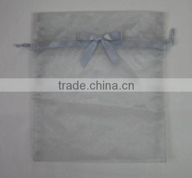 Red present pouch and gift bags with rope for outdoor packing/car-trip snacks/candy/gifts