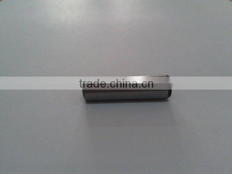 Taper pin with internal thread