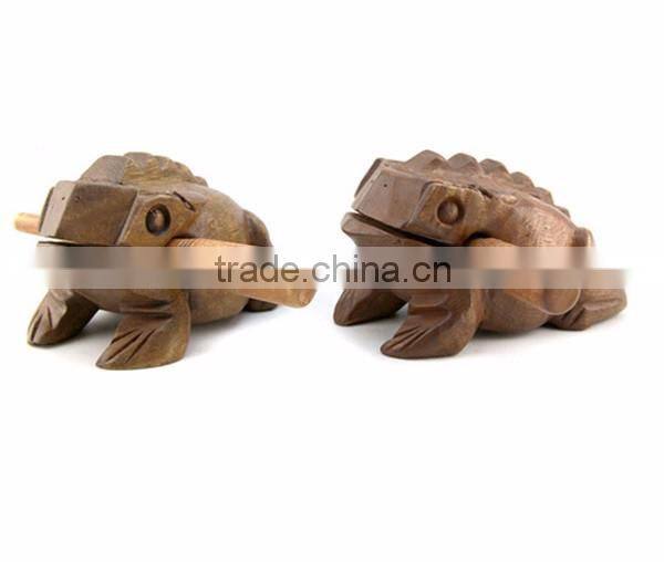 singing decorative wooden croaking frog