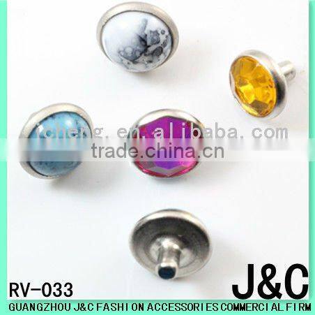 round rhinestone rivet