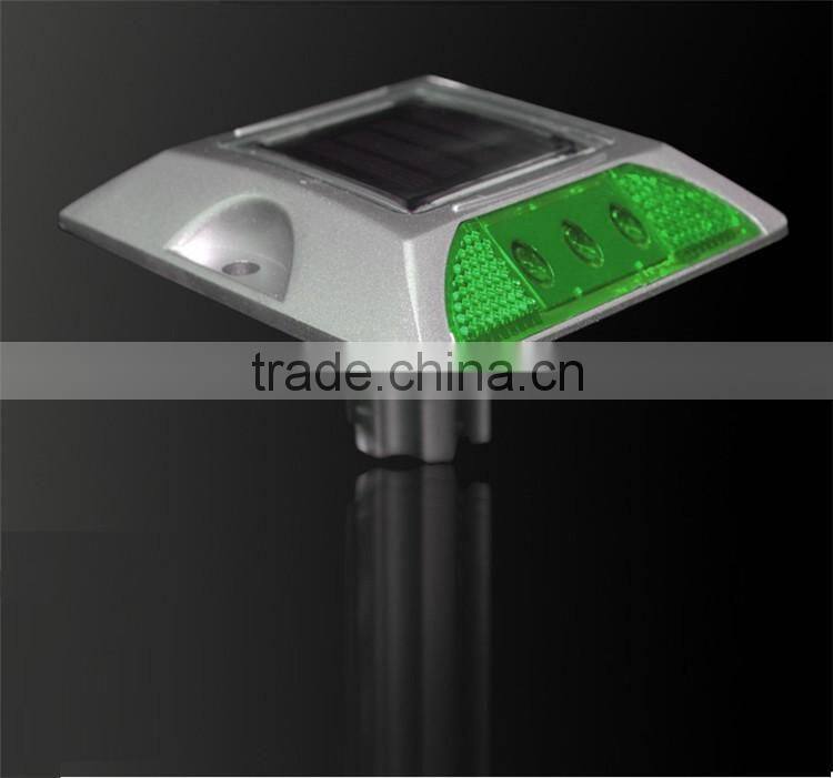 Green Energy Power red 4led road side reflective road stud