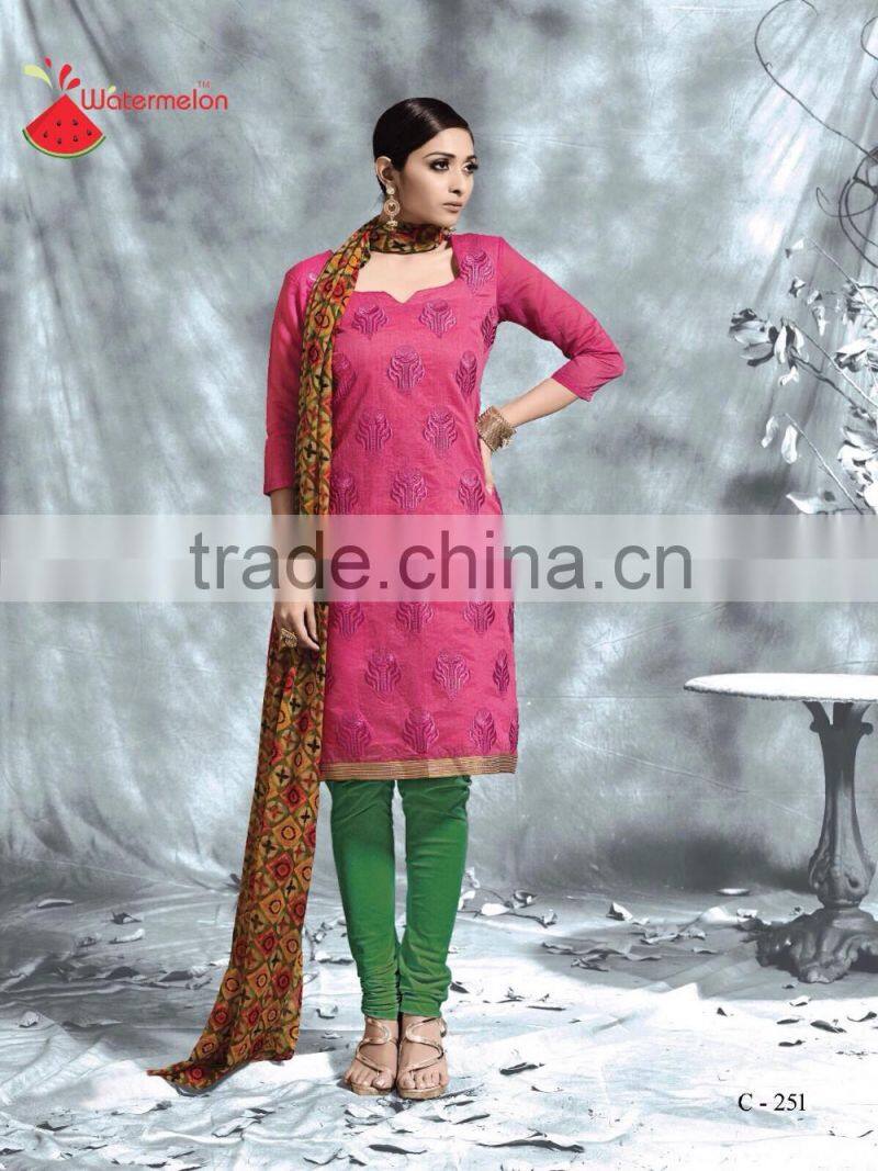 Designer Salwar Kameez In Women