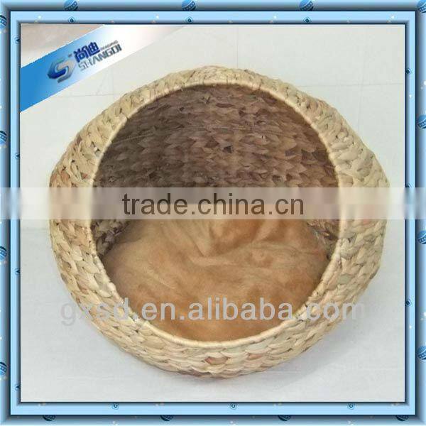 eco-friendly natural water hyacinth pet basket