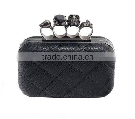 Four-Finger Hard Purse