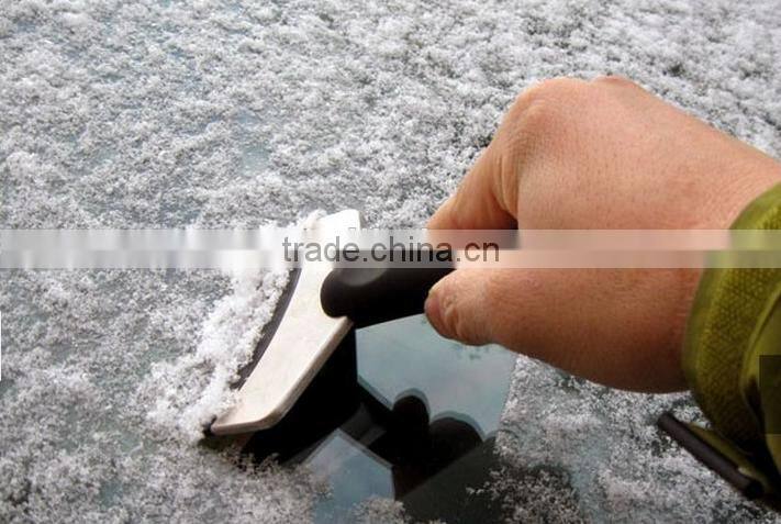 New design small snow shovel for car