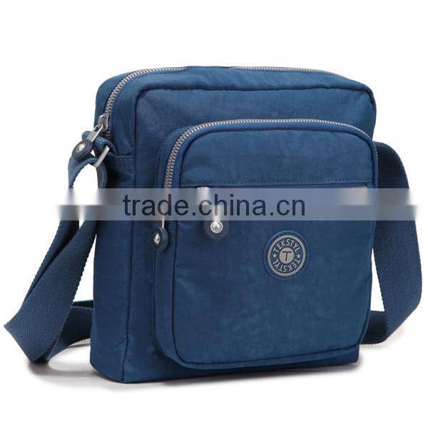 Desinger plain shoulder bag