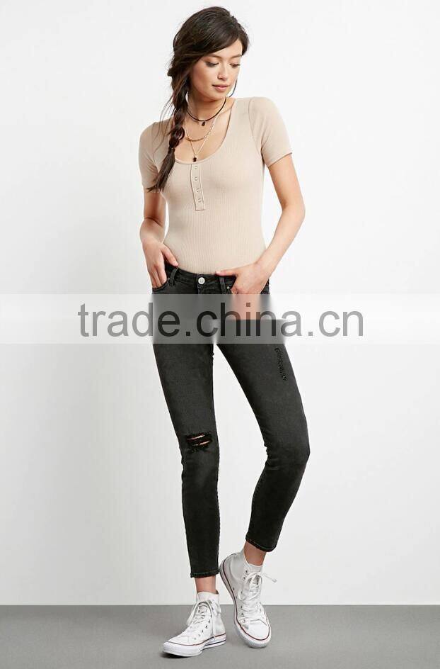 2017 High quality hot selling washed holes cheap price jeans cargo trousers for ladies