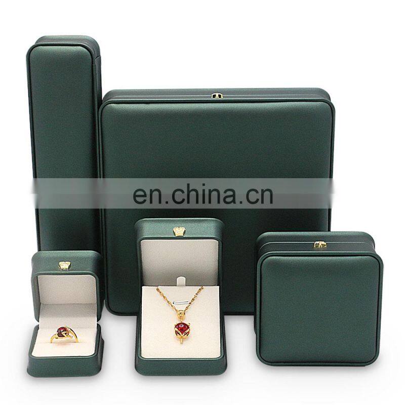 Best selling high quality custom logo  jewelry packaging box portable travel box bracelet box