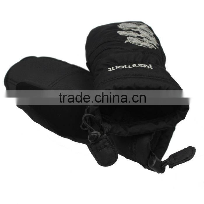 Hot sale water repellent skiing sports Glove for children