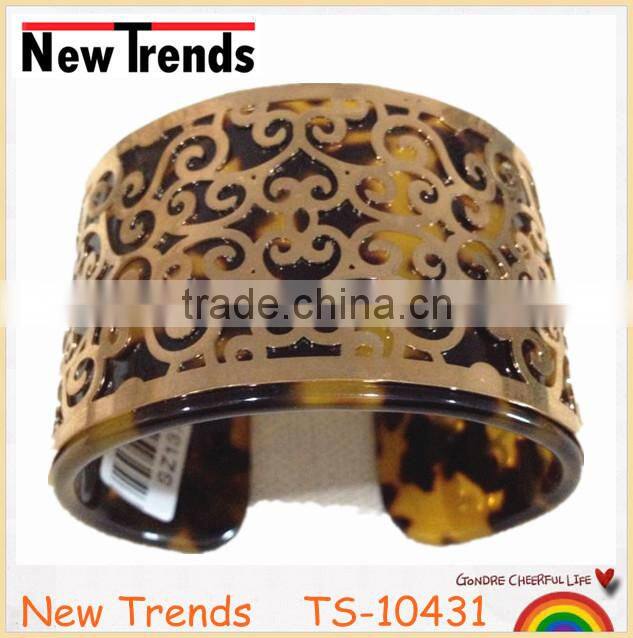 Latest design tortoise shell bracelet cuff with gold surface 2014