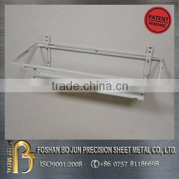 Adjustable metal bracket for single window box 18" to 27"