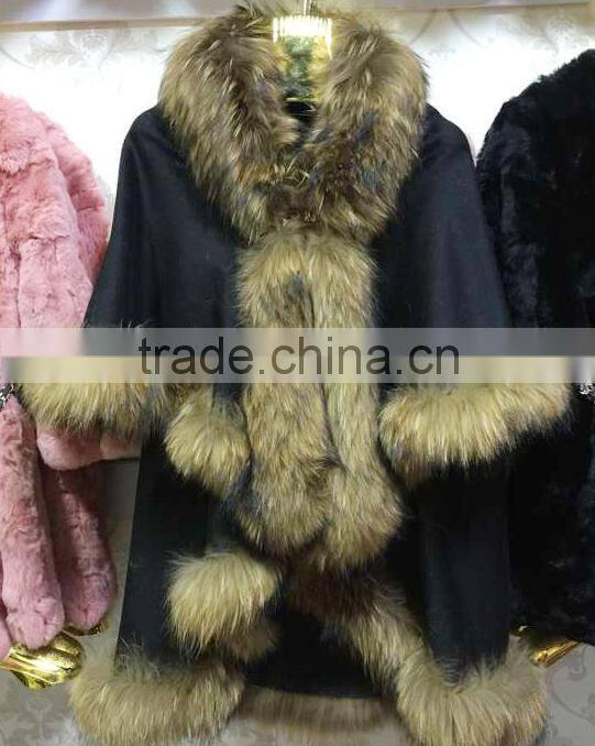 luxury design lady's Cashmere and raccoon fur trim cape
