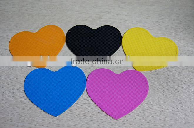 silicone trivet /hot pads in assorted fun colors