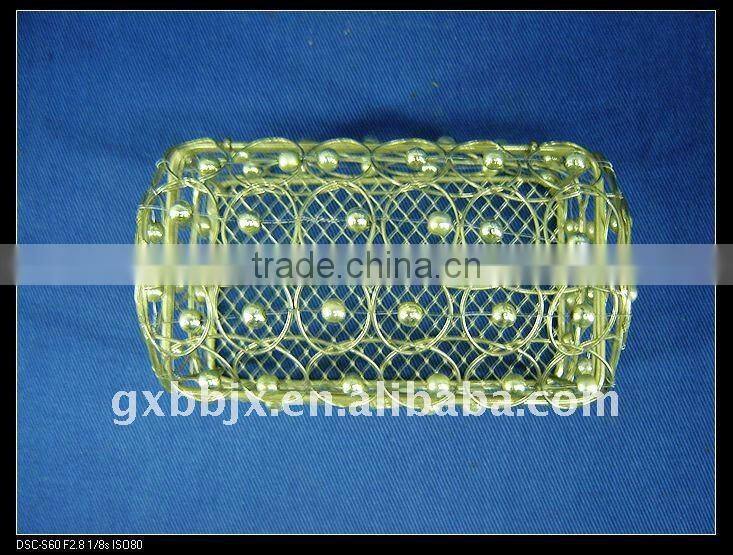 Gold rectangle wire decorative with pearl big box with lid