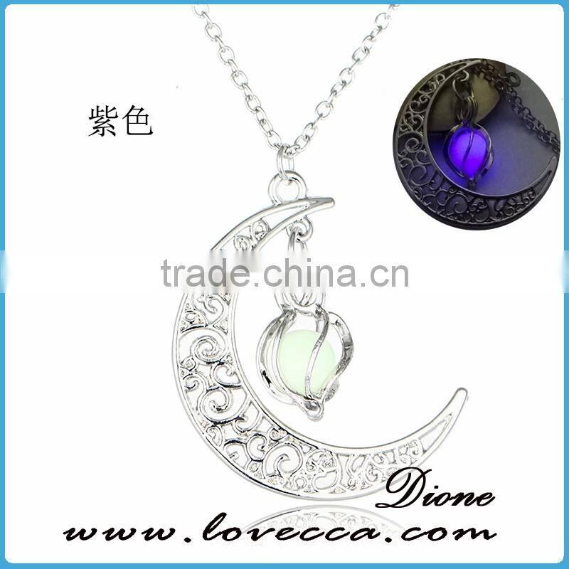 Moon yellow green luminous pendant necklace glow in the dark glowing neckalce