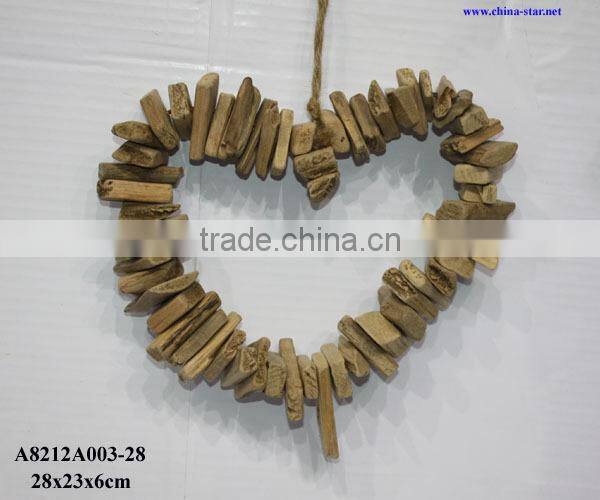 driftwood hanging wood wreath 10"