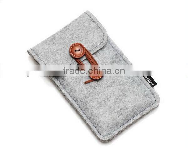 Shipping from china Pre-cut final fantasy polyester pouch Felted case wholesale cotton fabric phone case wallet with wood button