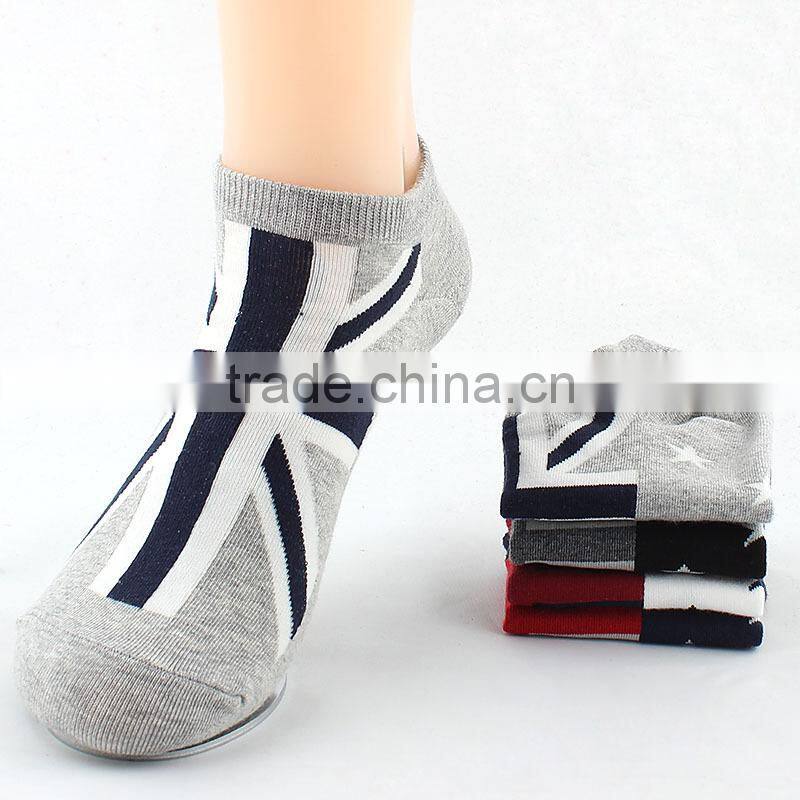 Classic and pretty hot gentle boat socks for men