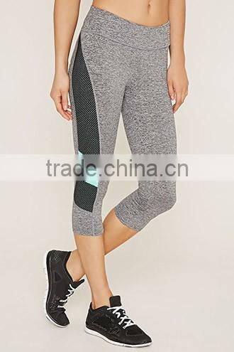 Contrast color mesh motion render 7 minutes of pants