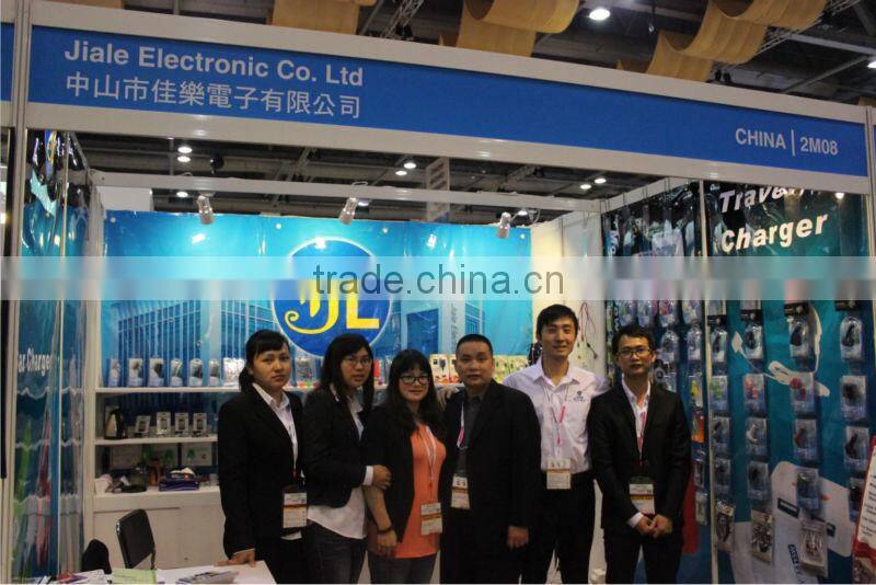 2014 new product USB travel charger with white shell 4 port blue USB connector