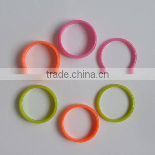 Cute cheap kids bracelets, plastic bangles