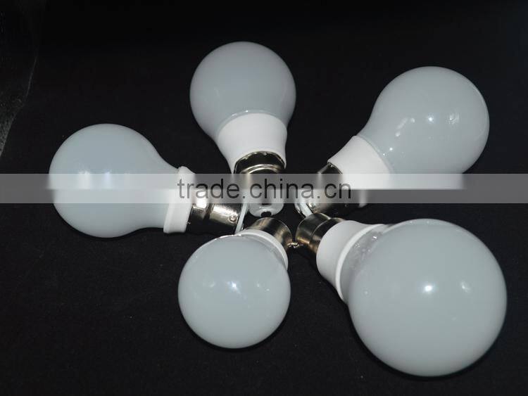 Wholesale ceramic bulb e27 b22 e26 globe smd2835 light 12w b22 led bulb housing